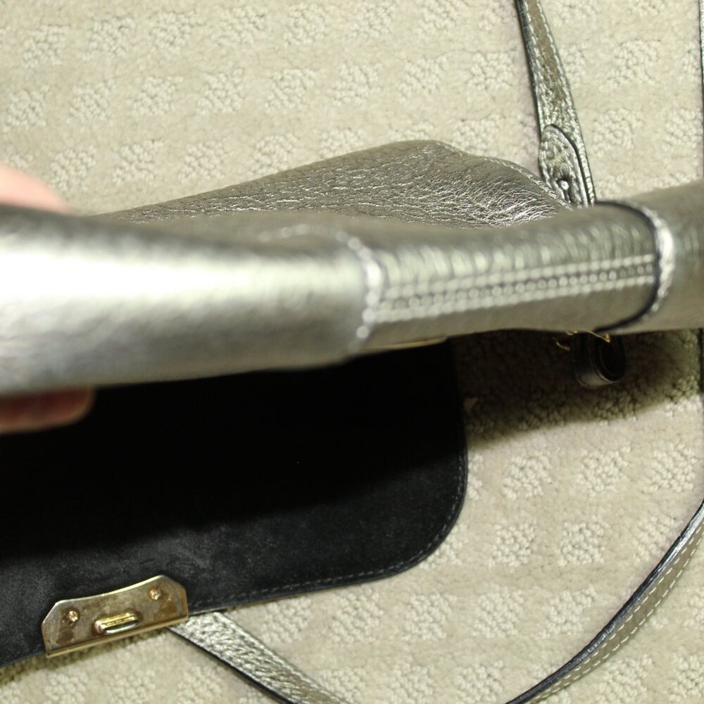 Authentic Vintage Burberry 100% Calf Leather Metallic Silver Crossbody Purse - Picture 12 of 16
